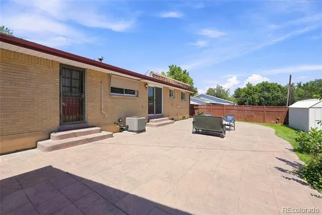 7290 S Penrose Court Centennial, CO 80122