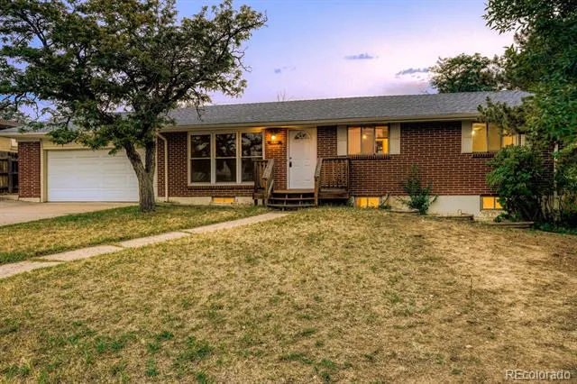 345 S Lee Street Lakewood, CO 80226