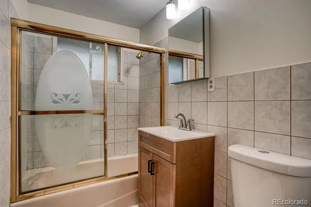 345 S Lee Street Lakewood, CO 80226