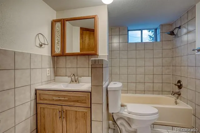 345 S Lee Street Lakewood, CO 80226