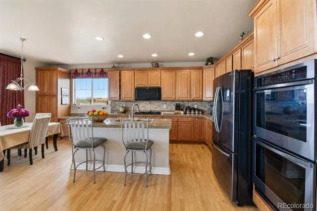 6875 S Buchanan Court Aurora, CO 80016