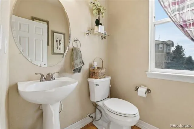 6875 S Buchanan Court Aurora, CO 80016
