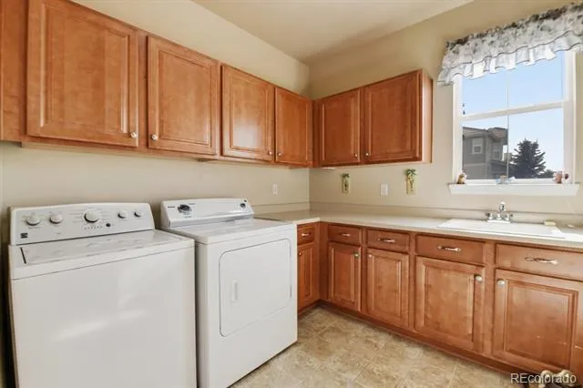 6875 S Buchanan Court Aurora, CO 80016