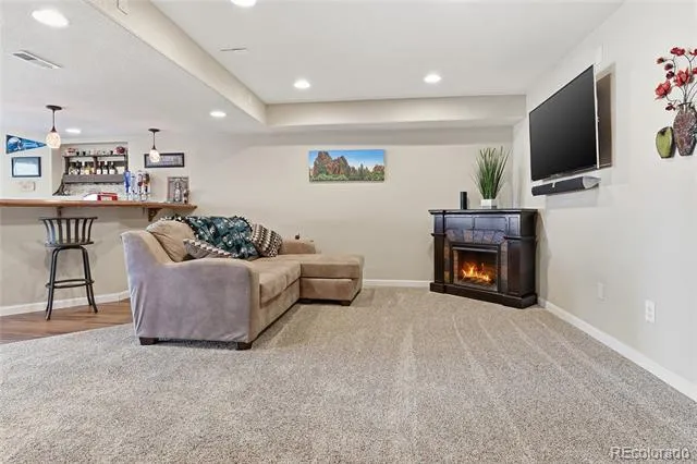 6875 S Buchanan Court Aurora, CO 80016