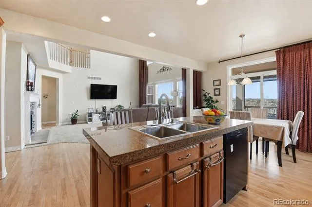 6875 S Buchanan Court Aurora, CO 80016