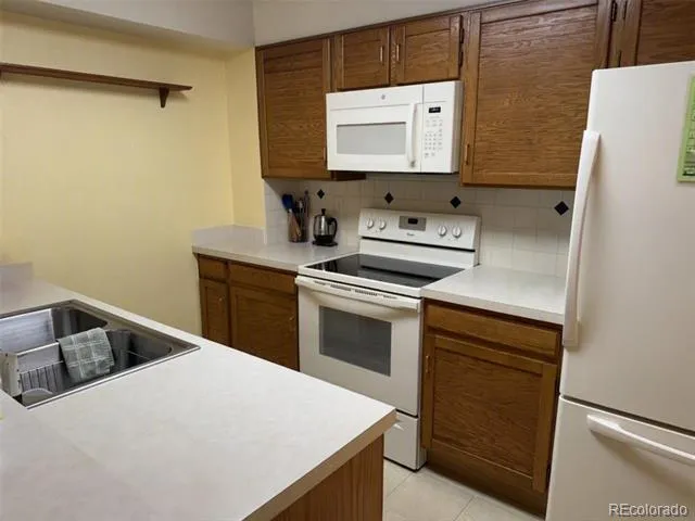 9181 W 7th Avenue Lakewood, CO 80215
