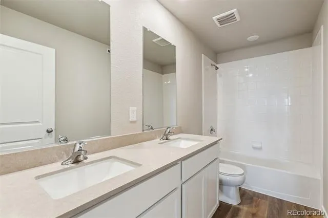 48120 Shetland Drive Bennett, CO 80102
