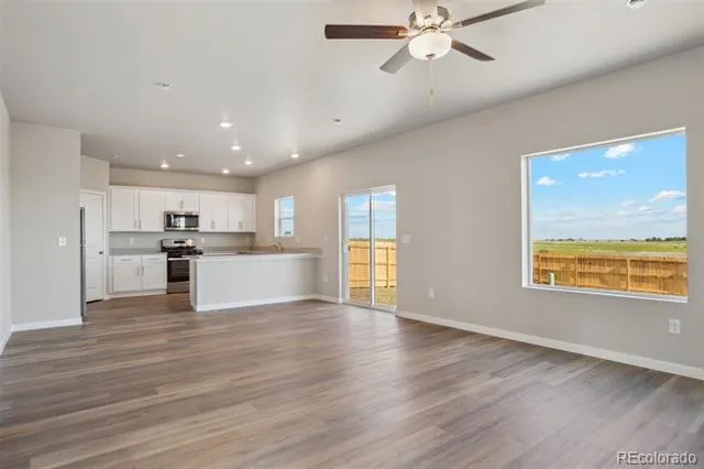 48120 Shetland Drive Bennett, CO 80102