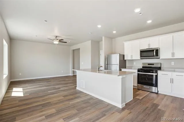 48160 Shetland Drive Bennett, CO 80102