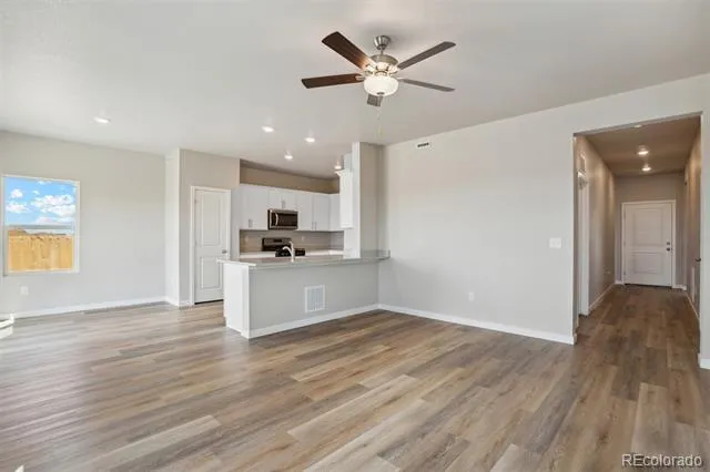 48245 Shetland Drive Bennett, CO 80102