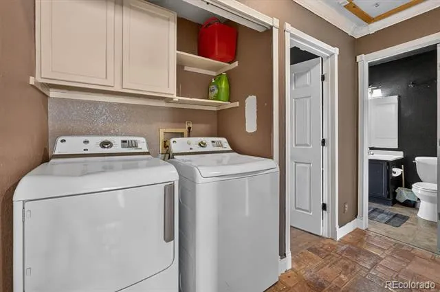 9431 Lou Drive Denver, CO 80260