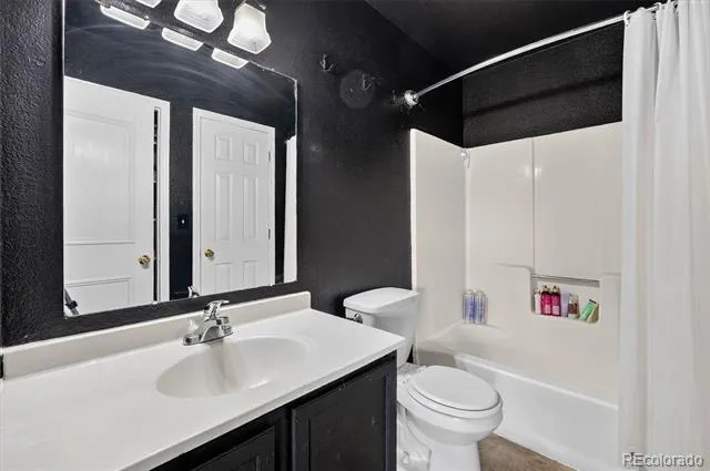 9431 Lou Drive Denver, CO 80260