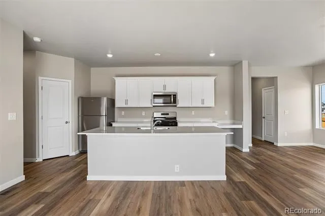 48140 Shetland Drive Bennett, CO 80102