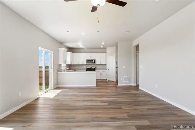 48180 Shetland Drive Bennett, CO 80102
