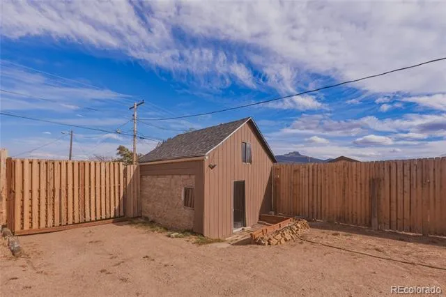 1610 San Luis Street Trinidad, CO 81082