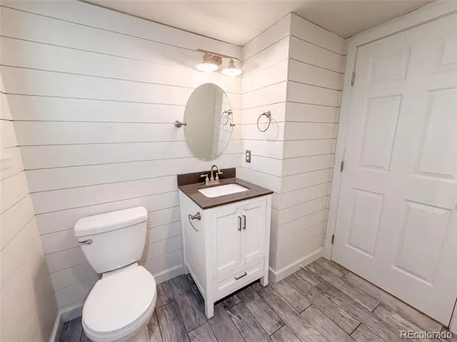 7447 S Ames Court Littleton, CO 80128
