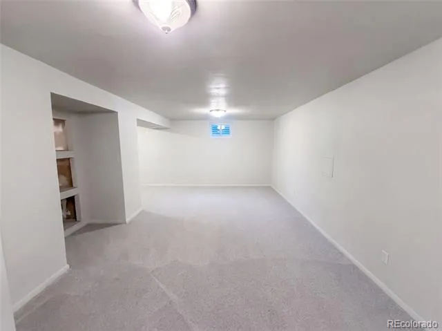 7447 S Ames Court Littleton, CO 80128