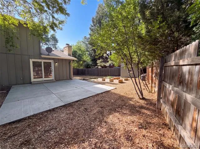 7447 S Ames Court Littleton, CO 80128