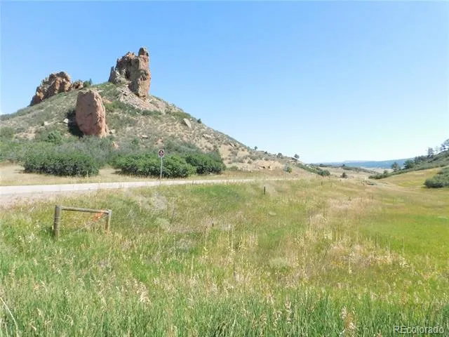 5905 Country Club Drive Larkspur, CO 80118