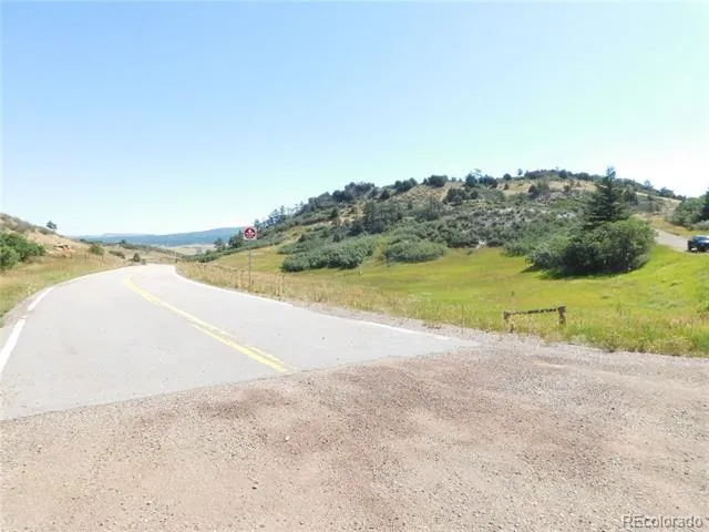 5905 Country Club Drive Larkspur, CO 80118