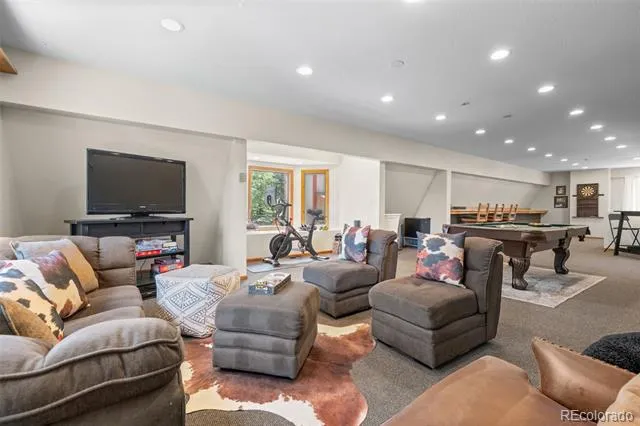 8497 Custer Lane Evergreen, CO 80439