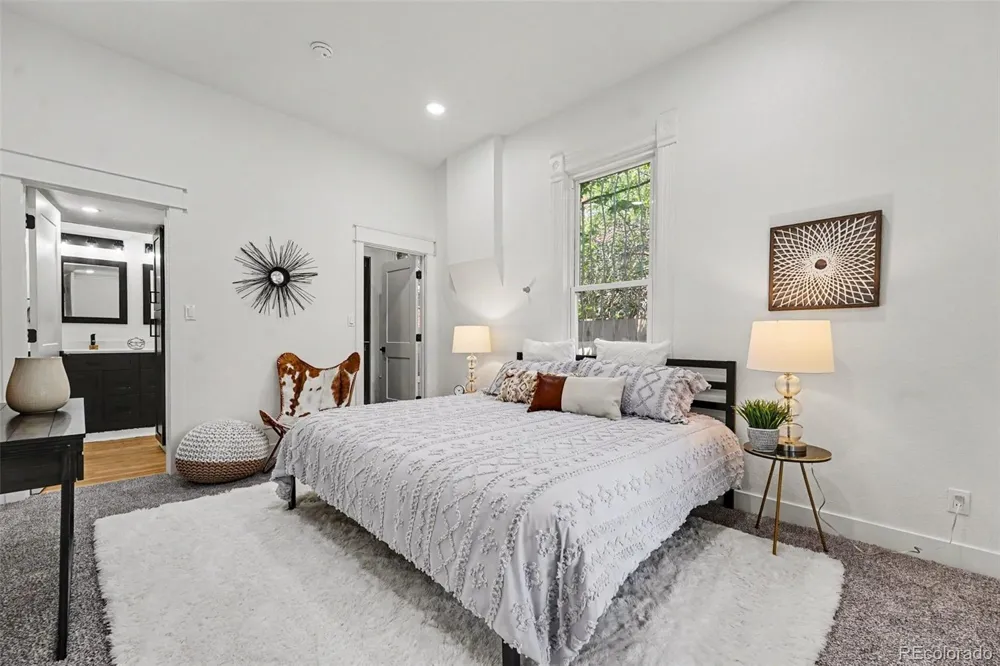 2439 Ogden Street Denver, CO 80205