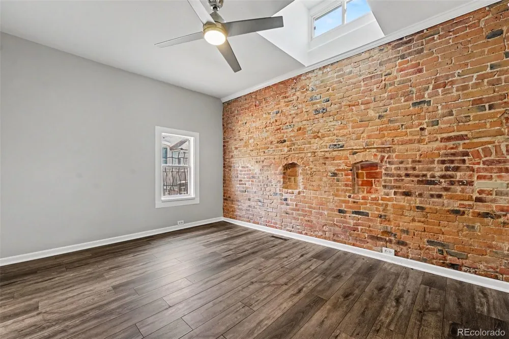 2439 Ogden Street Denver, CO 80205