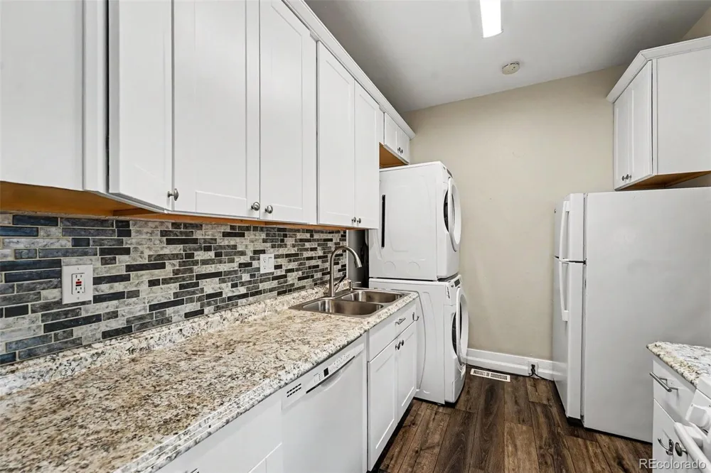 2439 Ogden Street Denver, CO 80205