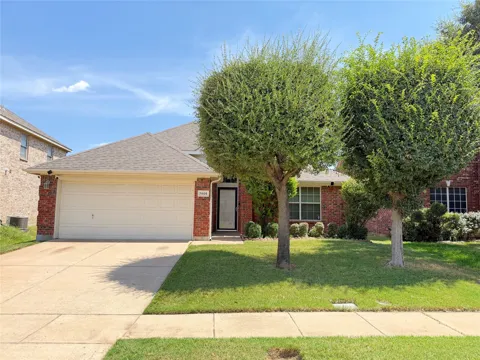 7806 Quiet Waters Drive