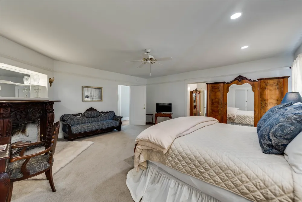 1400 Sam Houston Street Sweetwater, TX 79556