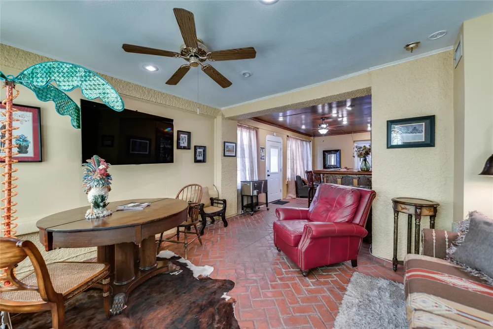 1400 Sam Houston Street Sweetwater, TX 79556