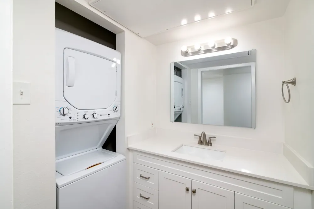 2722 Throckmorton Street #102 Dallas, TX 75219