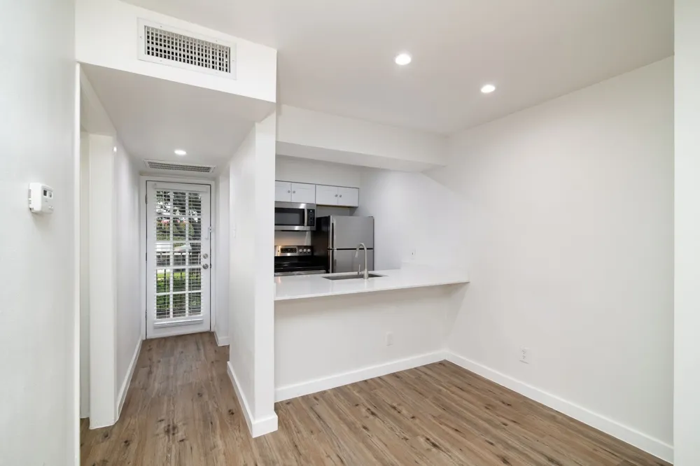 2722 Throckmorton Street #102 Dallas, TX 75219