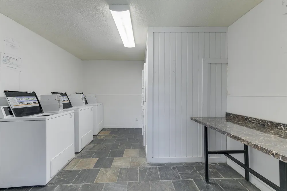 2722 Throckmorton Street #102 Dallas, TX 75219