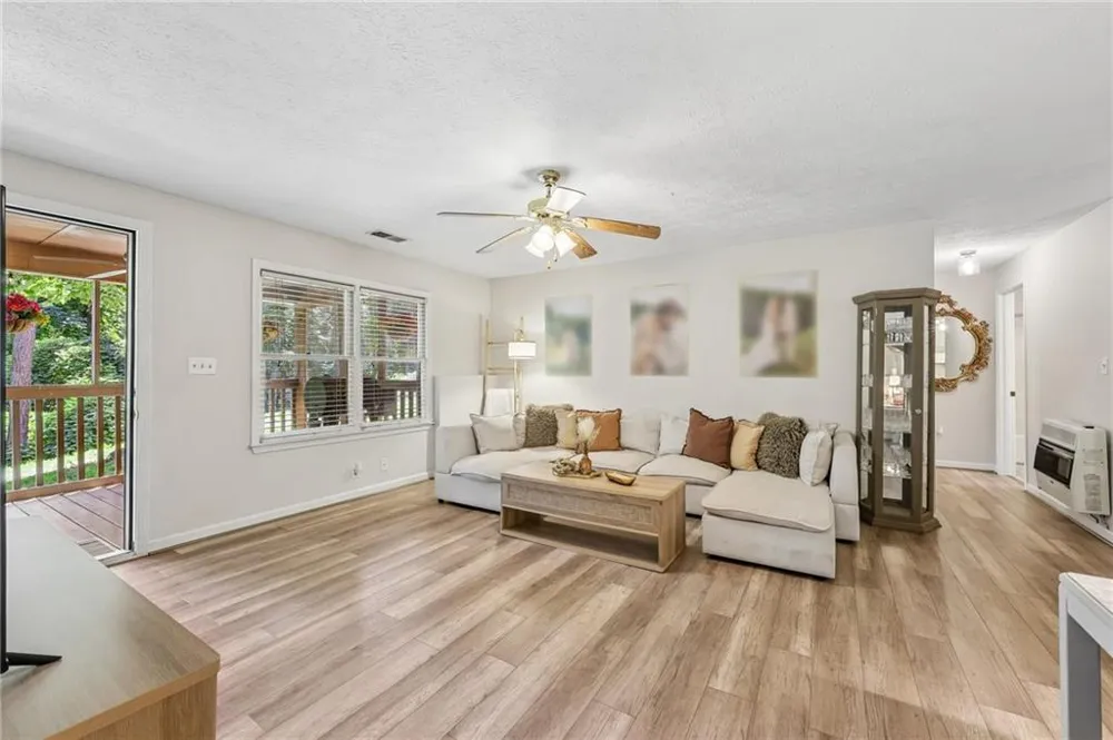 1398 Elliott Family Parkway Dawsonville, GA 30534