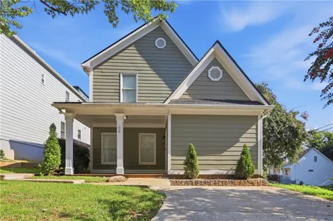 64 Bass Street SE