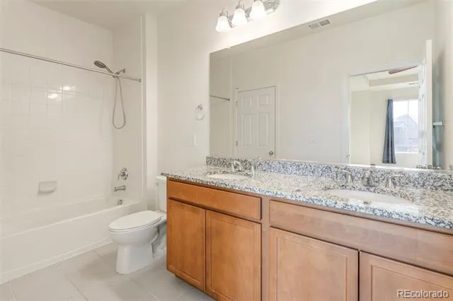 5755 S Buchanan Court #E Aurora, CO 80016