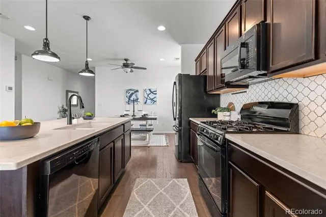 10421 Yosemite Street Henderson, CO 80640