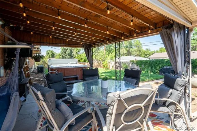 2242 S Meade Street Denver, CO 80219