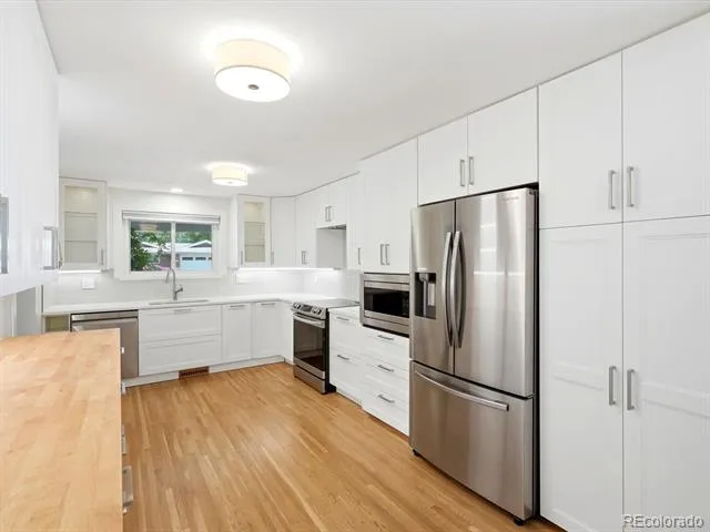 6022 Nelson Street Arvada, CO 80004