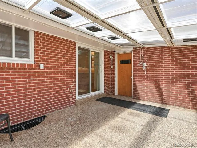 6022 Nelson Street Arvada, CO 80004