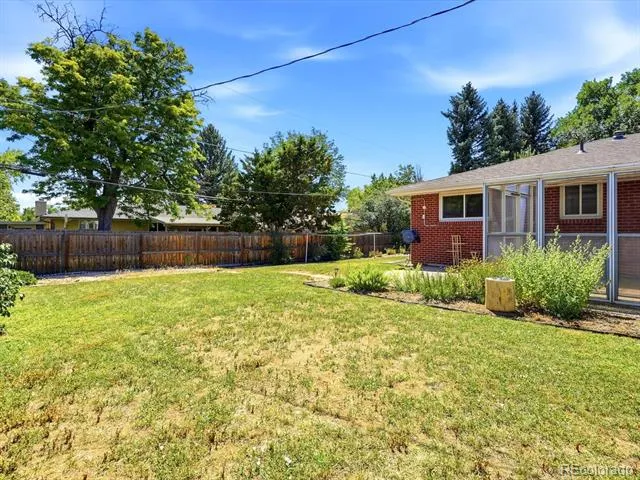 6022 Nelson Street Arvada, CO 80004