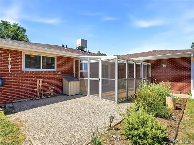 6022 Nelson Street Arvada, CO 80004