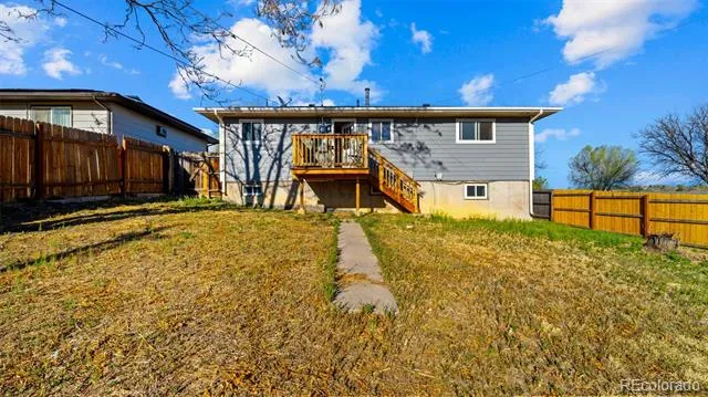 946 Hutchinson Drive Colorado Springs, CO 80910