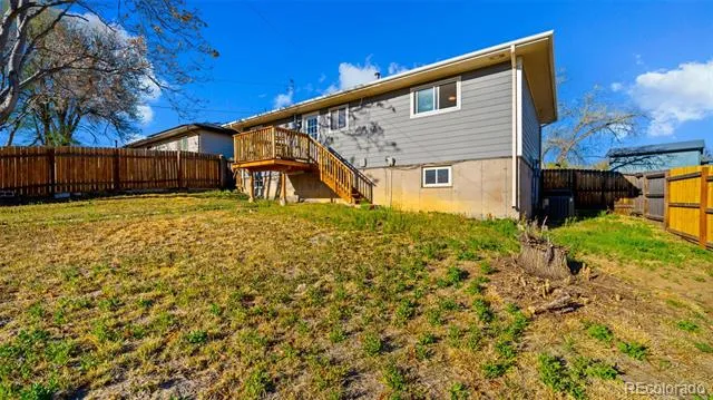946 Hutchinson Drive Colorado Springs, CO 80910
