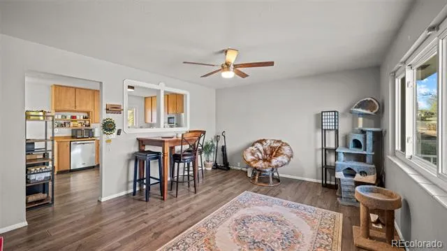 946 Hutchinson Drive Colorado Springs, CO 80910