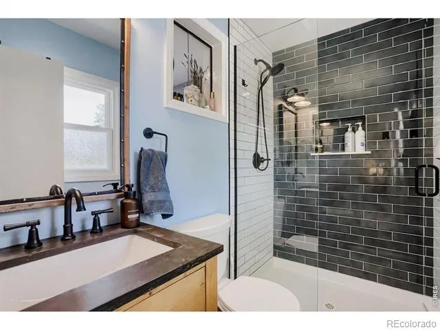 1251 Vail Lane Longmont, CO 80503