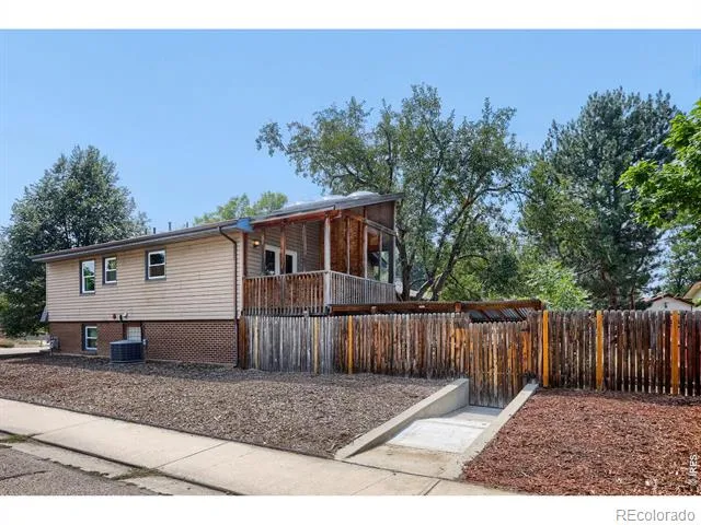 1251 Vail Lane Longmont, CO 80503