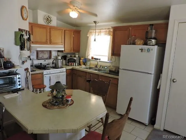 8611 Cortez Road Blanca, CO 81123