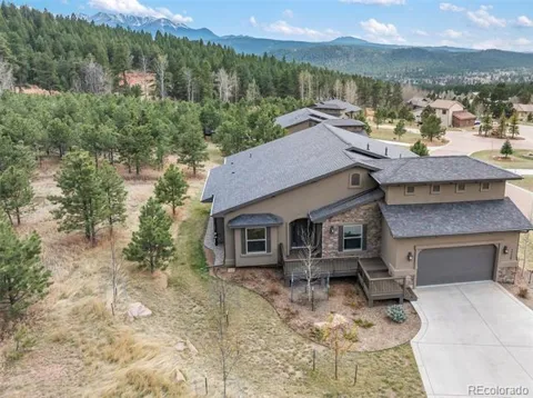 1120 Highlands